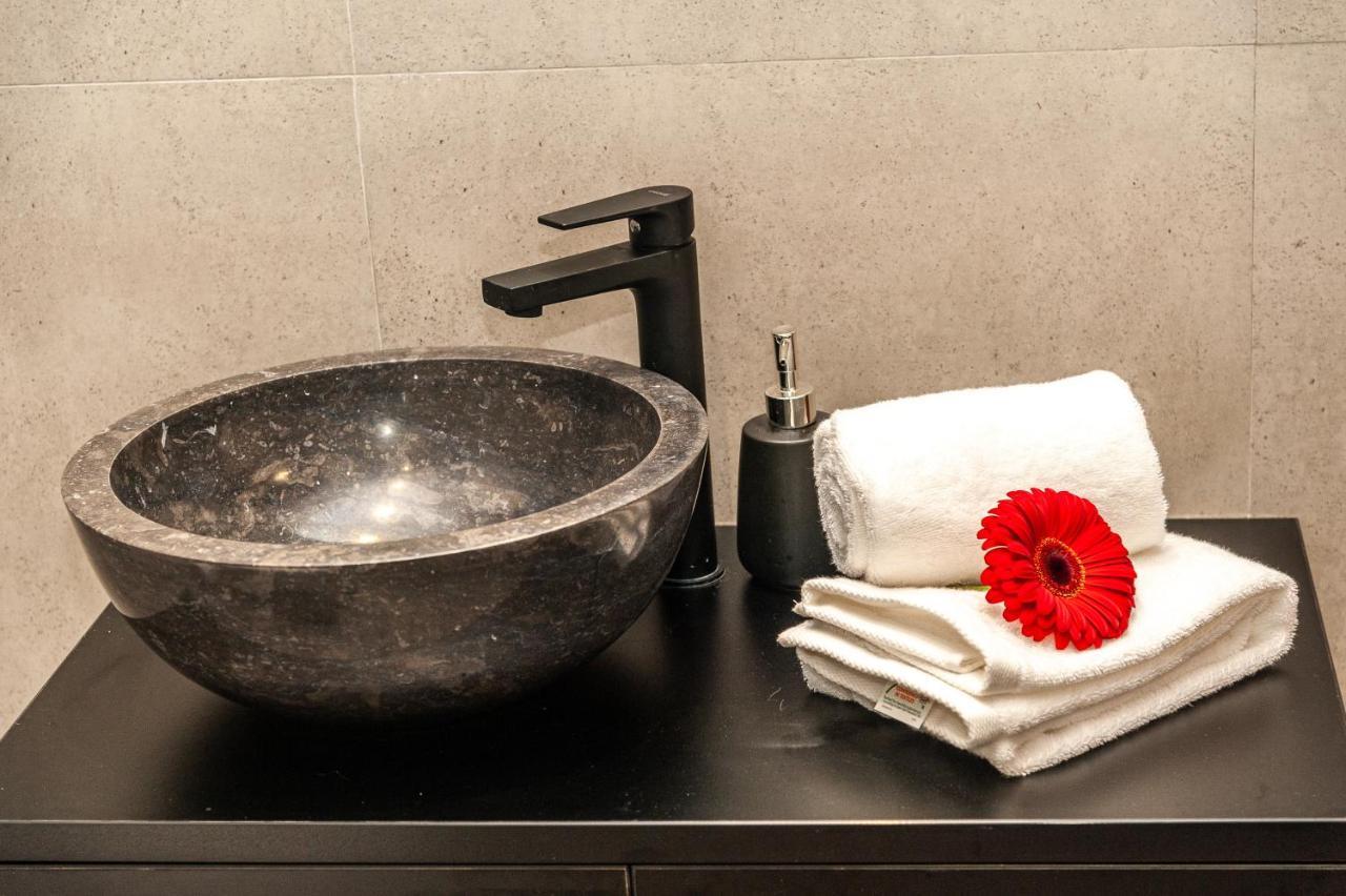 Endless Blue Suites Chania  ภายนอก รูปภาพ