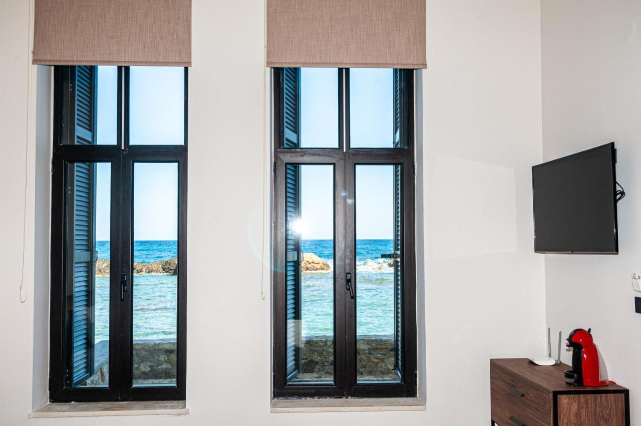 Endless Blue Suites Chania  ภายนอก รูปภาพ